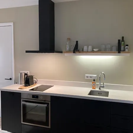 Appartamento The Oyster House With Private Parking Zandvoort