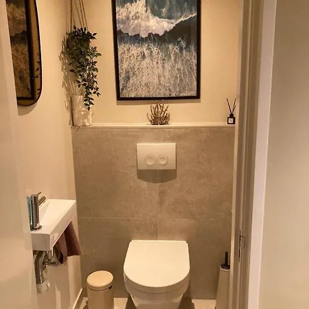 The Oyster House With Private Parking アパート ザントフォールト