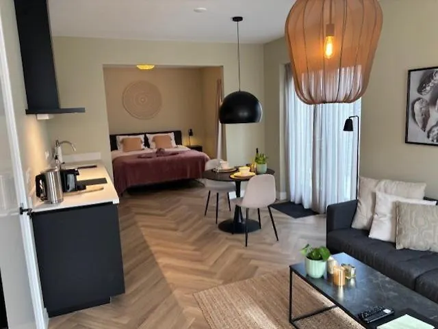 The Oyster House With Private Parking *