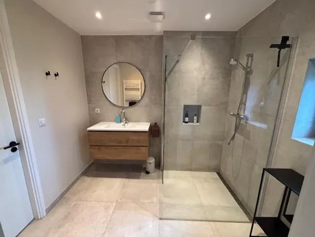 The Oyster House With Private Parking * Зандфорт