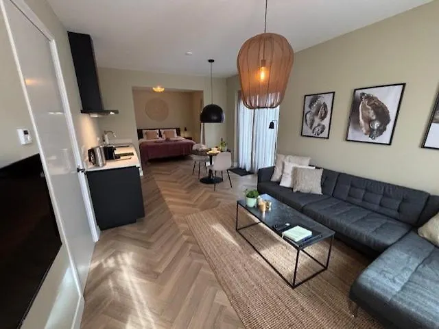 The Oyster House With Private Parking *