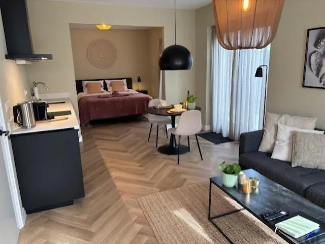 The Oyster House With Private Parking Апартаменты